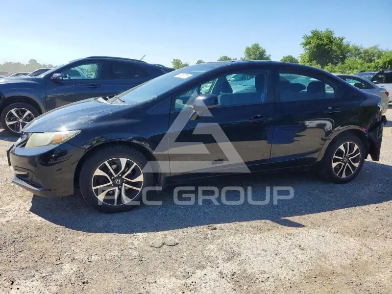 2013 Honda CIVIC фото