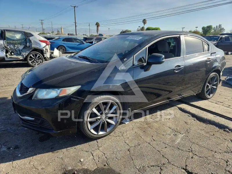 2013 Honda CIVIC фото
