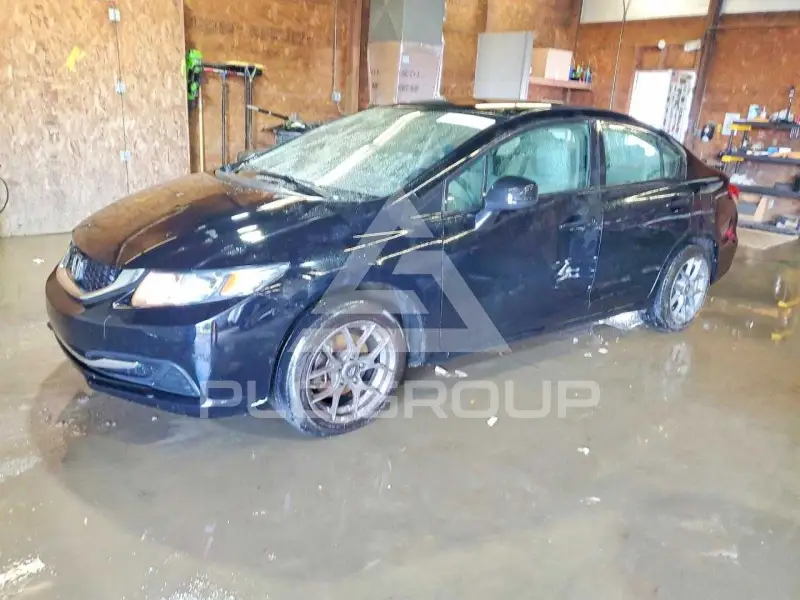 2013 Honda CIVIC фото