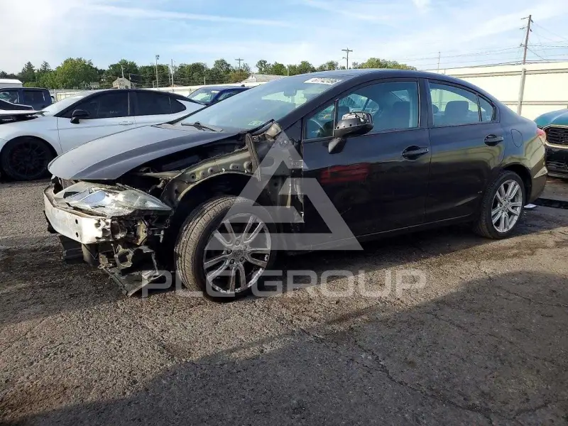 2013 Honda CIVIC фото