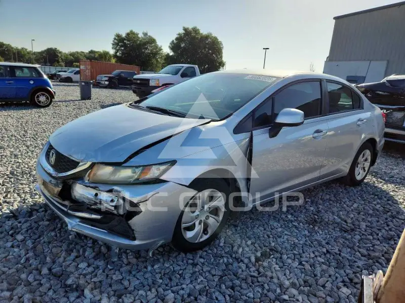 2013 Honda CIVIC фото