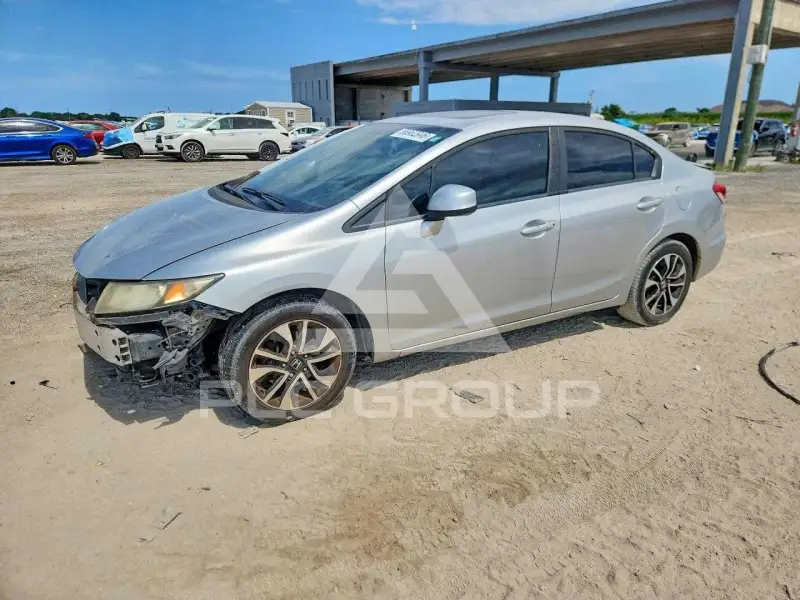 2013 Honda CIVIC фото