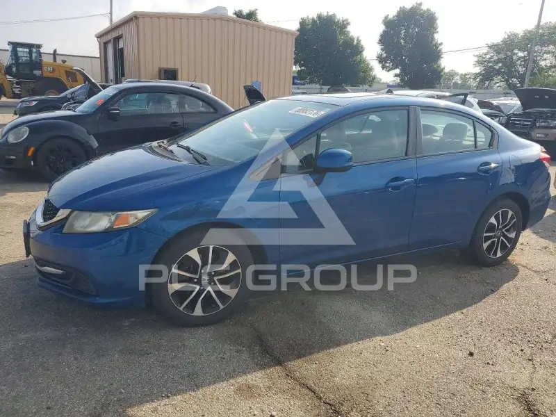2013 Honda CIVIC фото