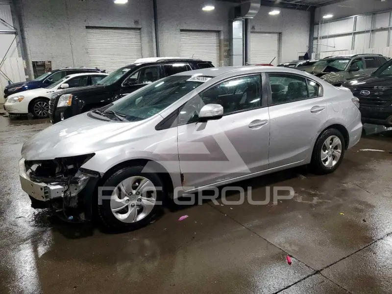 2013 Honda CIVIC фото
