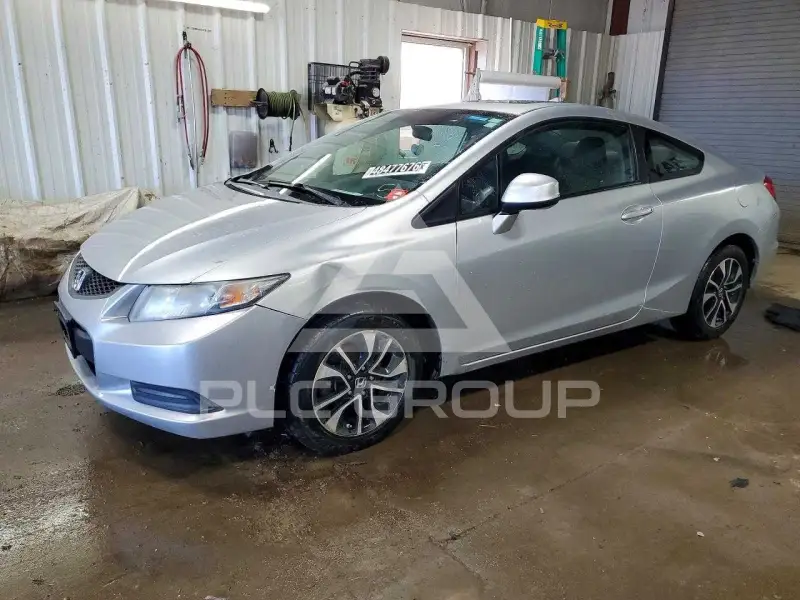 2013 Honda CIVIC фото