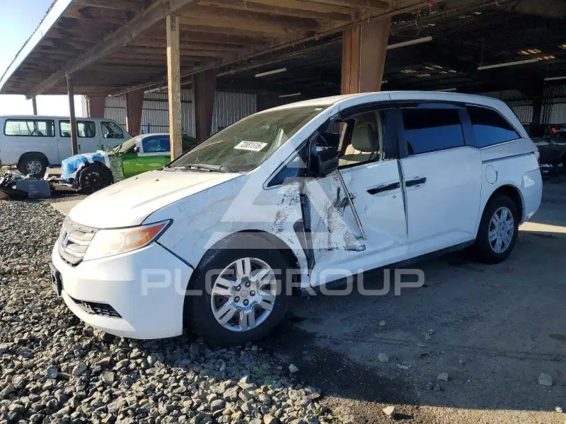 2013 Honda ODYSSEY фото