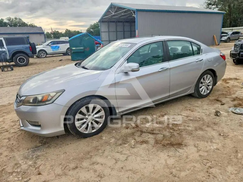 2013 Honda Accord photo