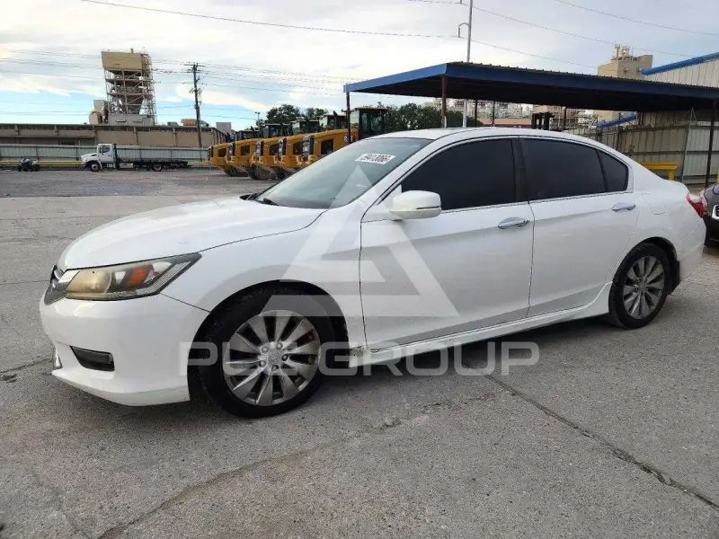 2013 Honda Accord photo
