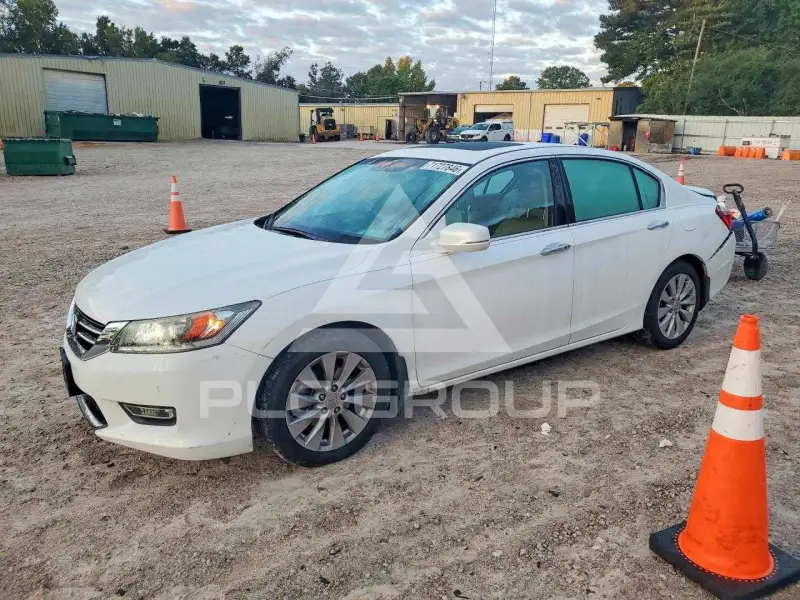 2013 Honda Accord photo