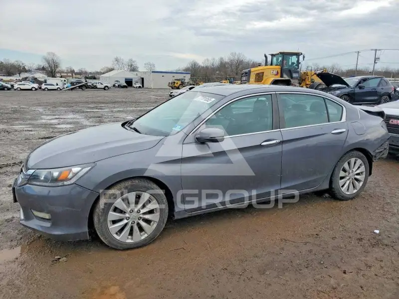 2013 Honda Accord photo