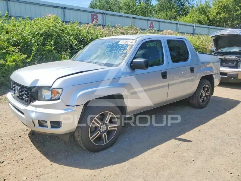 2013 Honda RIDGELINE фото