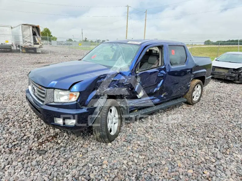 2013 Honda RIDGELINE photo