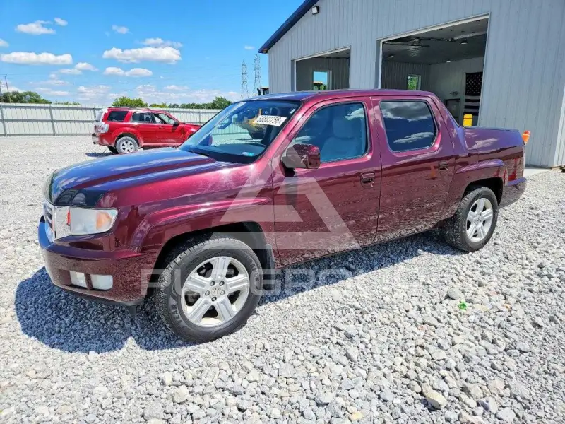 2013 Honda RIDGELINE photo