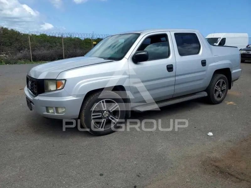 2013 Honda RIDGELINE photo