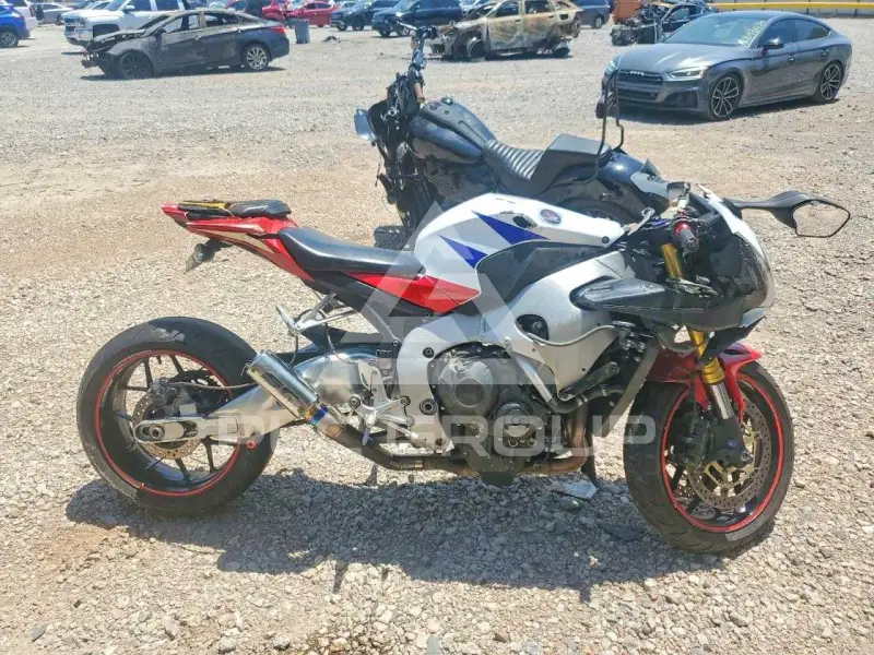 2013 Honda CBR фото