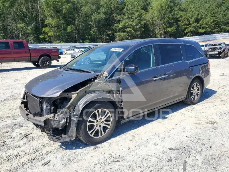 2013 Honda ODYSSEY photo