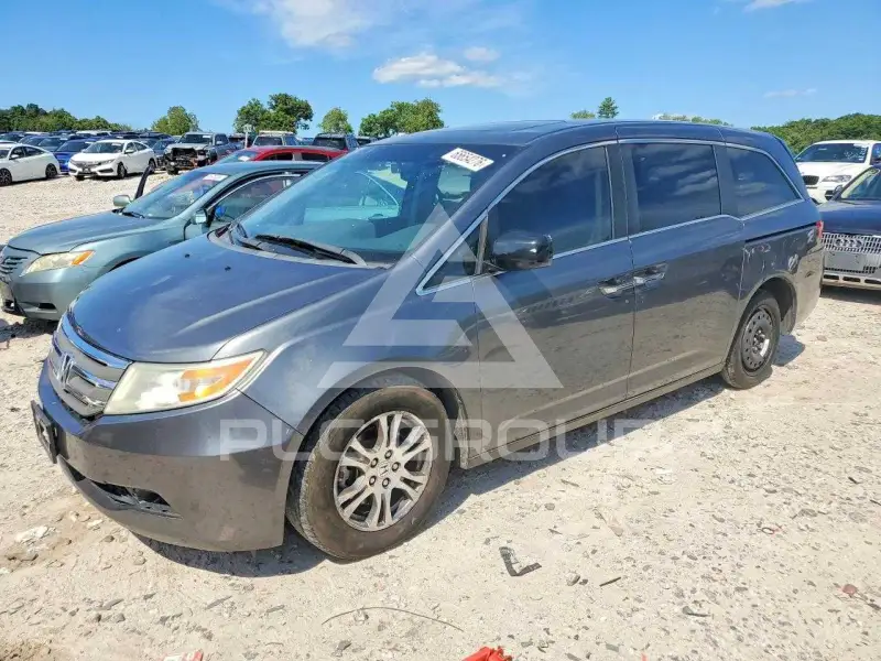 2013 Honda ODYSSEY photo