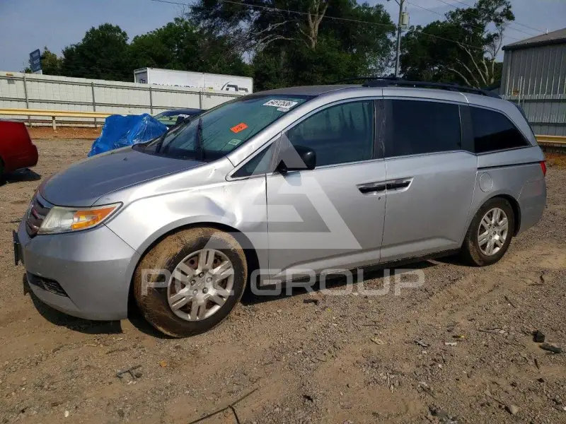 2013 Honda ODYSSEY фото