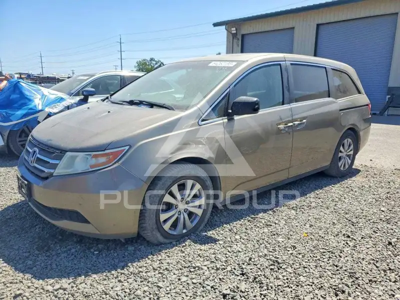 2013 Honda ODYSSEY photo