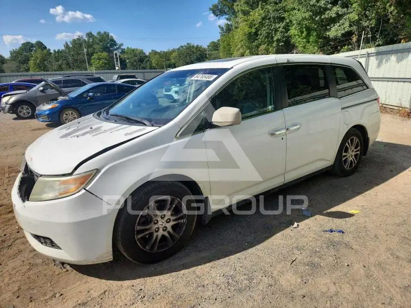 2013 Honda ODYSSEY photo