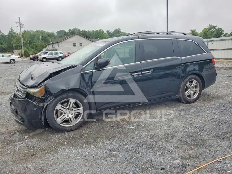 2013 Honda ODYSSEY photo