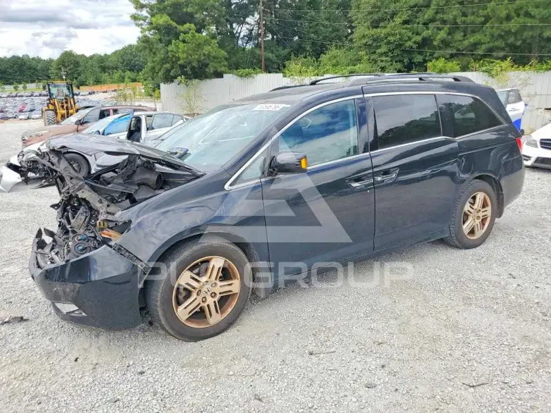 2013 Honda ODYSSEY фото