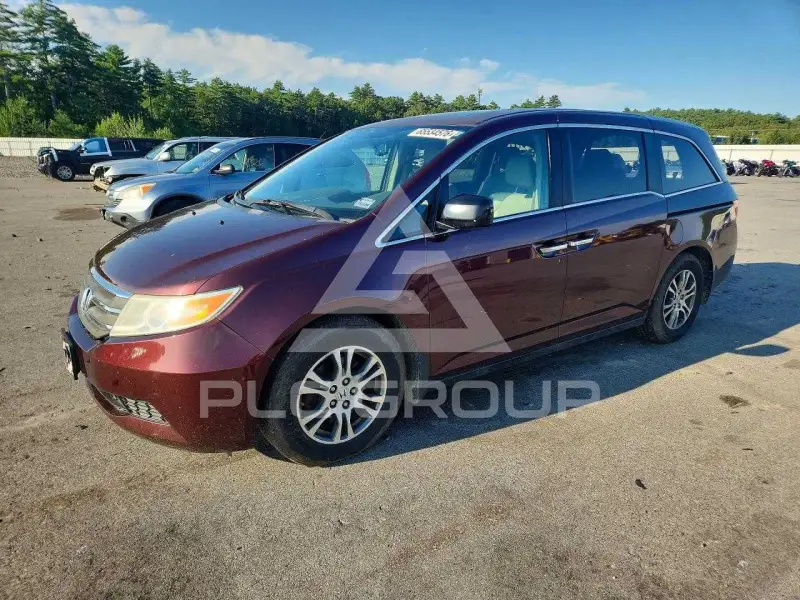 2013 Honda ODYSSEY фото