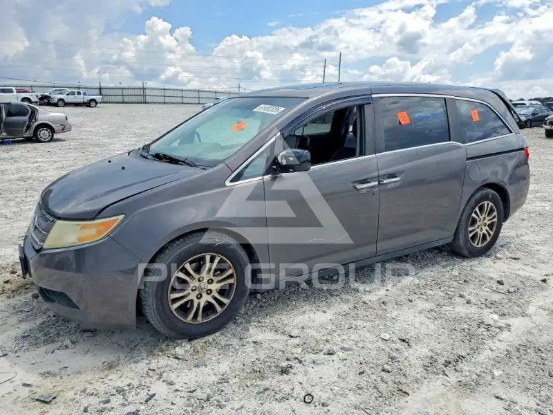 2013 Honda ODYSSEY photo
