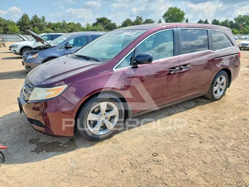 2013 Honda ODYSSEY фото