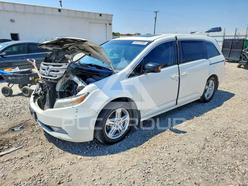 2013 Honda ODYSSEY фото