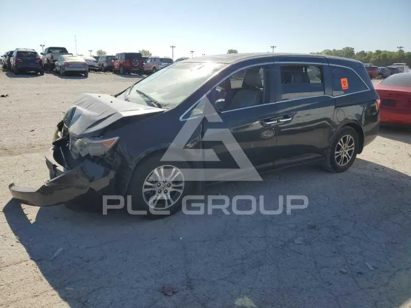 2013 Honda ODYSSEY photo