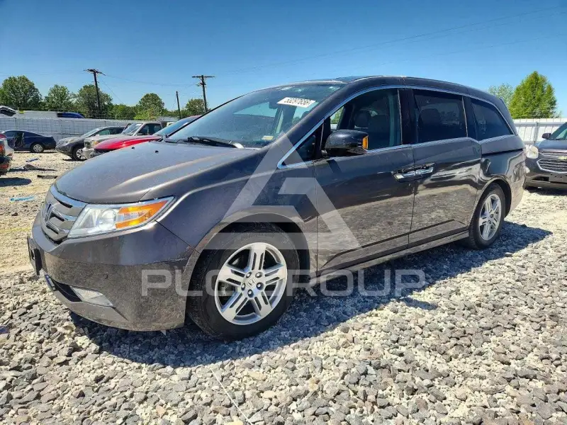 2013 Honda ODYSSEY фото