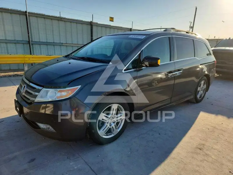 2013 Honda ODYSSEY фото