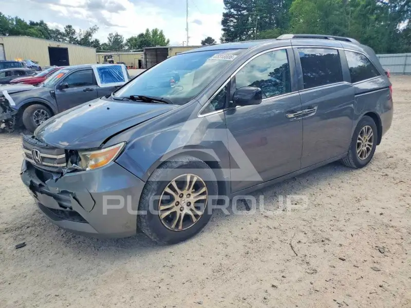 2013 Honda ODYSSEY photo