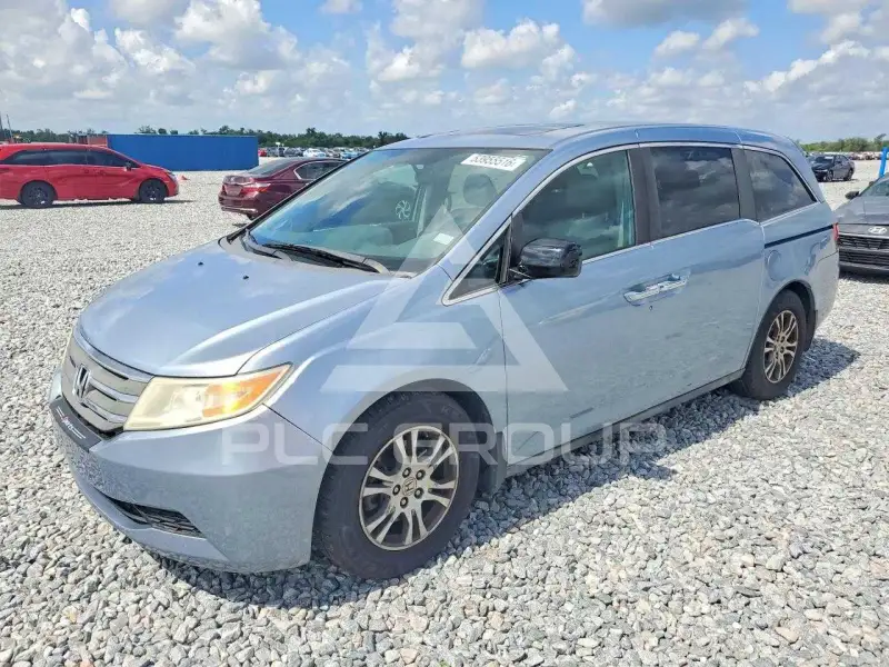 2013 Honda ODYSSEY фото