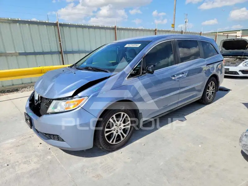 2013 Honda ODYSSEY photo