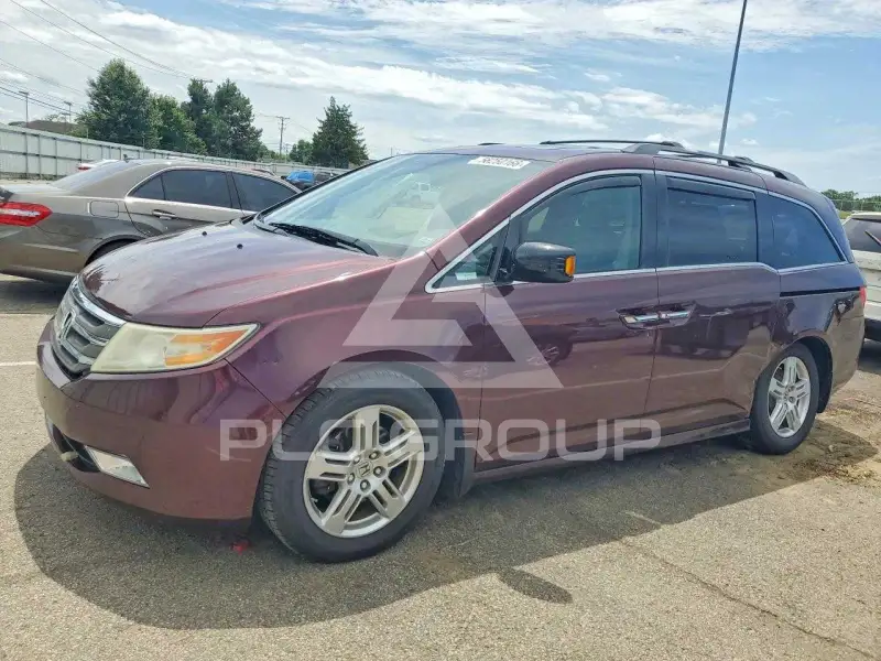 2013 Honda ODYSSEY photo