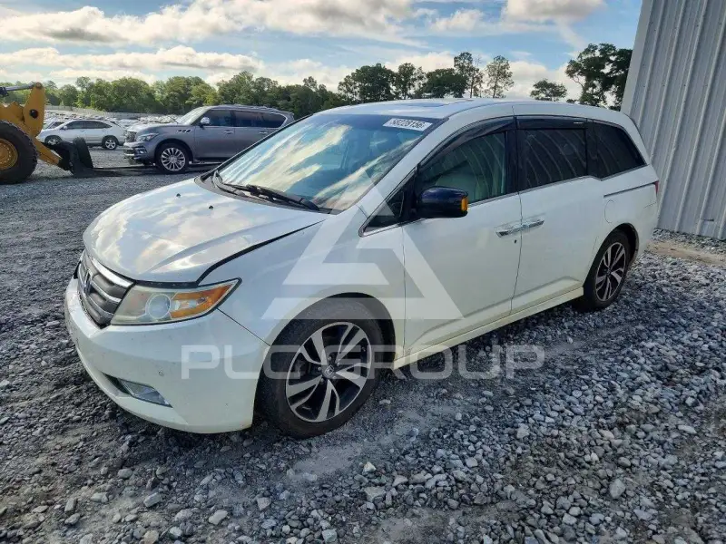 2013 Honda ODYSSEY фото