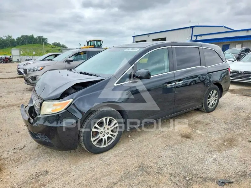 2013 Honda ODYSSEY photo