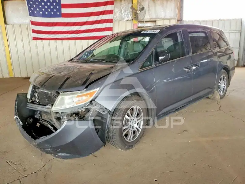 2013 Honda ODYSSEY фото