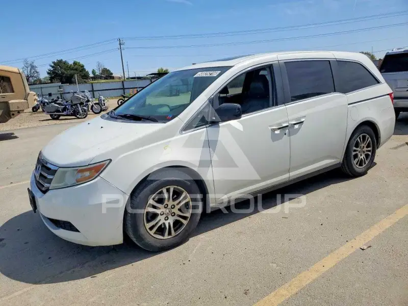 2013 Honda ODYSSEY фото