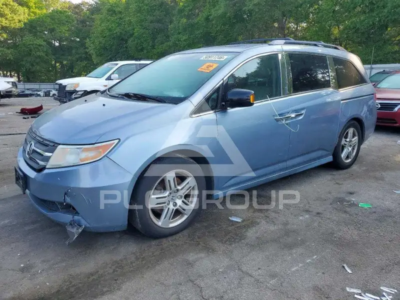2013 Honda ODYSSEY фото
