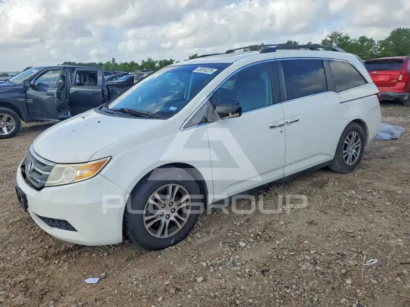 2013 Honda ODYSSEY фото