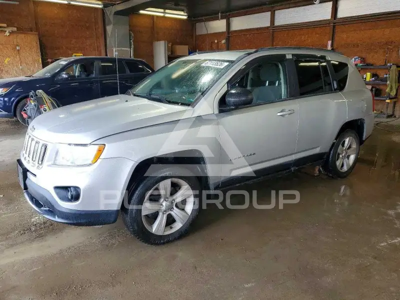2013 Jeep COMPASS фото