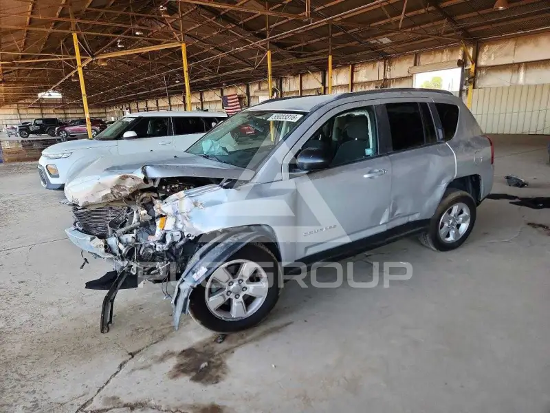 2013 Jeep COMPASS photo