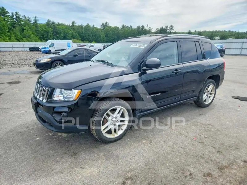 2013 Jeep COMPASS photo