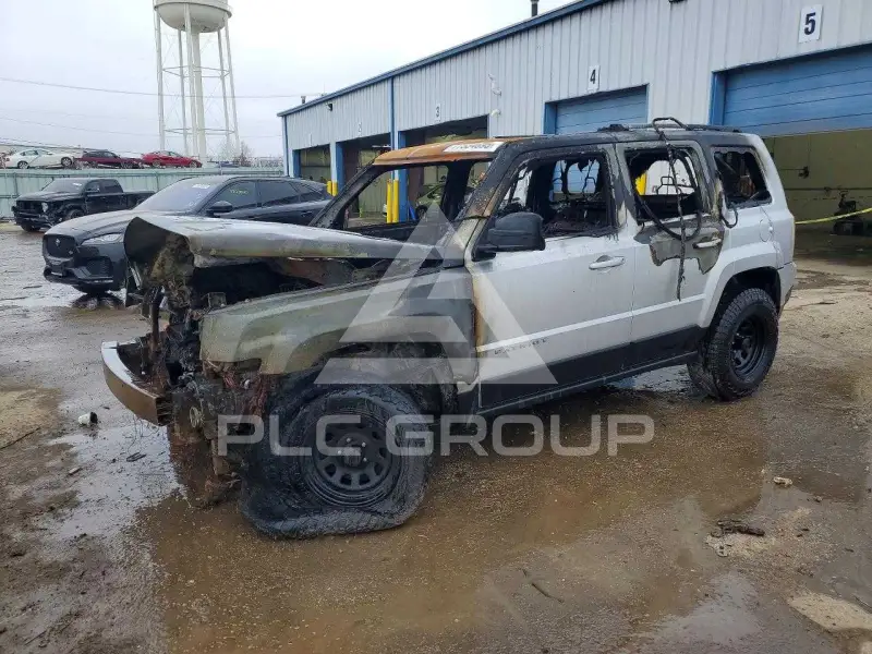 2013 Jeep PATRIOT фото