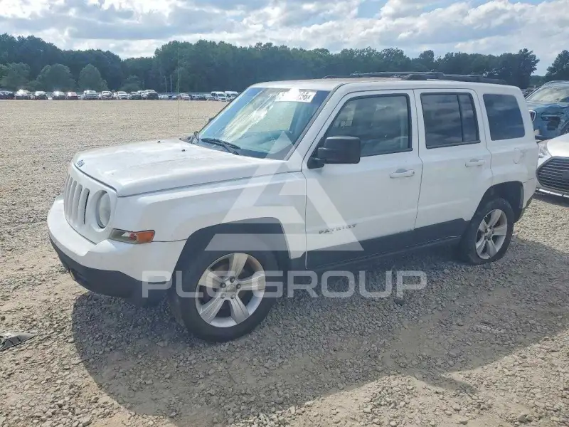 2013 Jeep PATRIOT фото