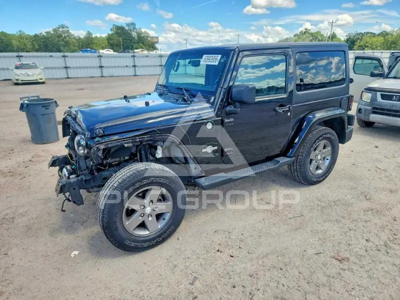 2013 Jeep WRANGLER фото