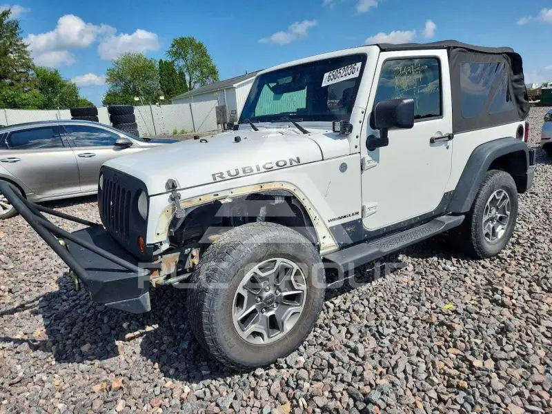 2013 Jeep WRANGLER фото